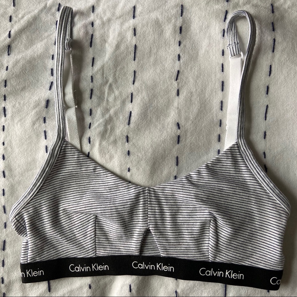 Calvin Klein Bralette - Picture 2 of 4